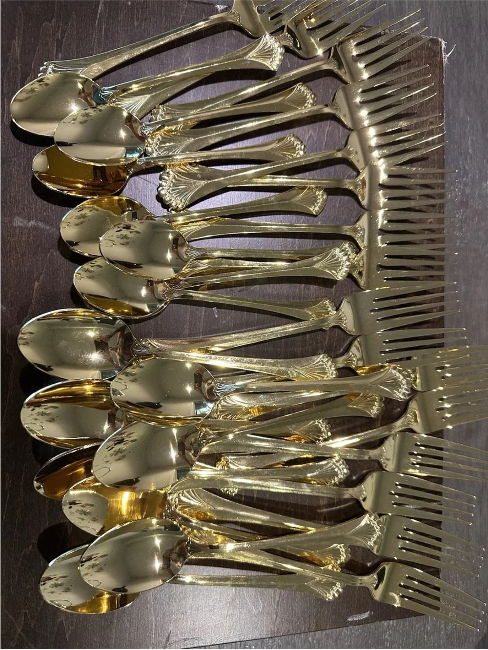 Rogers Gold-Tone Shell Handle Flatware Set - Forks & Spoons 8 each. 32 pieces